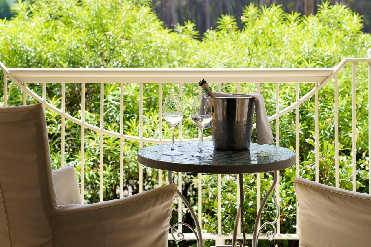 罗曼诺宫豪华酒店 卡塔尼亚 外观 照片 A balcony