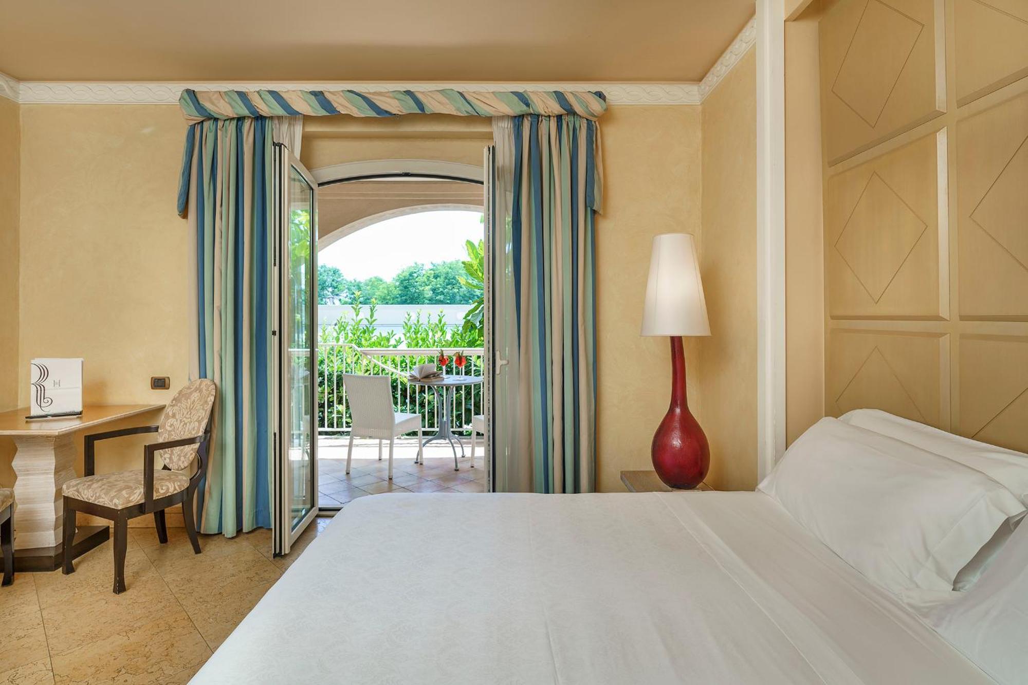 罗曼诺宫豪华酒店 卡塔尼亚 外观 照片 A guest room at the Hilton San Diego Bayfront